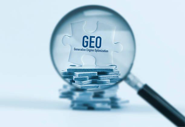放大镜查看GEO拼图,代表生成式AI搜索优化分析
